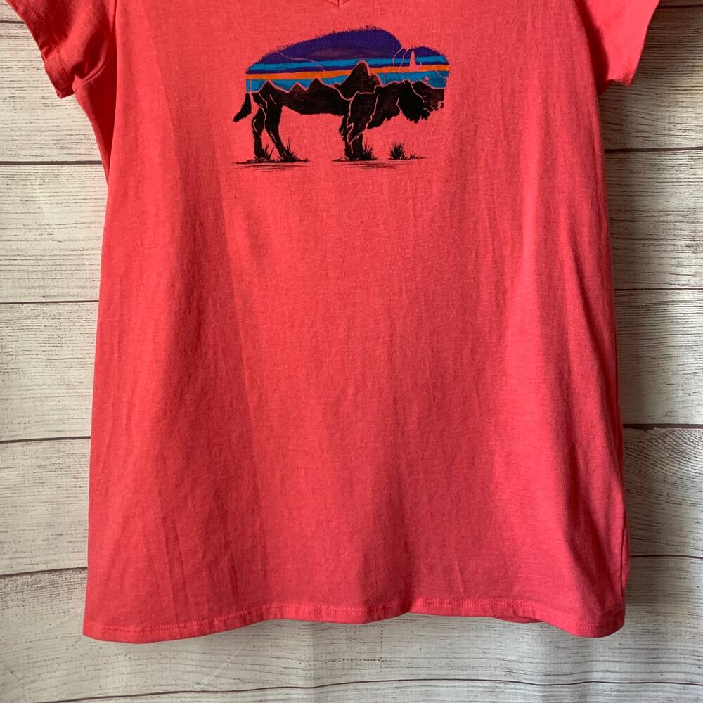 Patagonia Coral V-Neck Tee with Blue and Black Buffalo Graphic - Picture 4 of 10